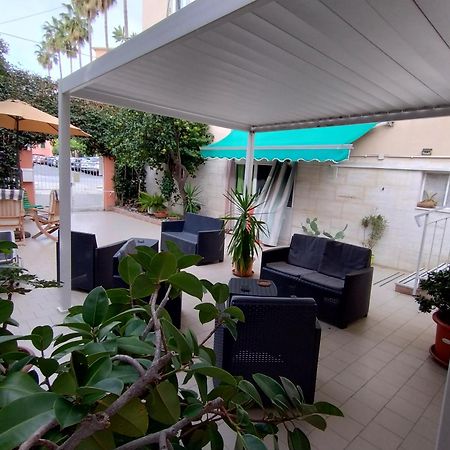 Hotel Della Piazzetta Varazze Eksteriør bilde