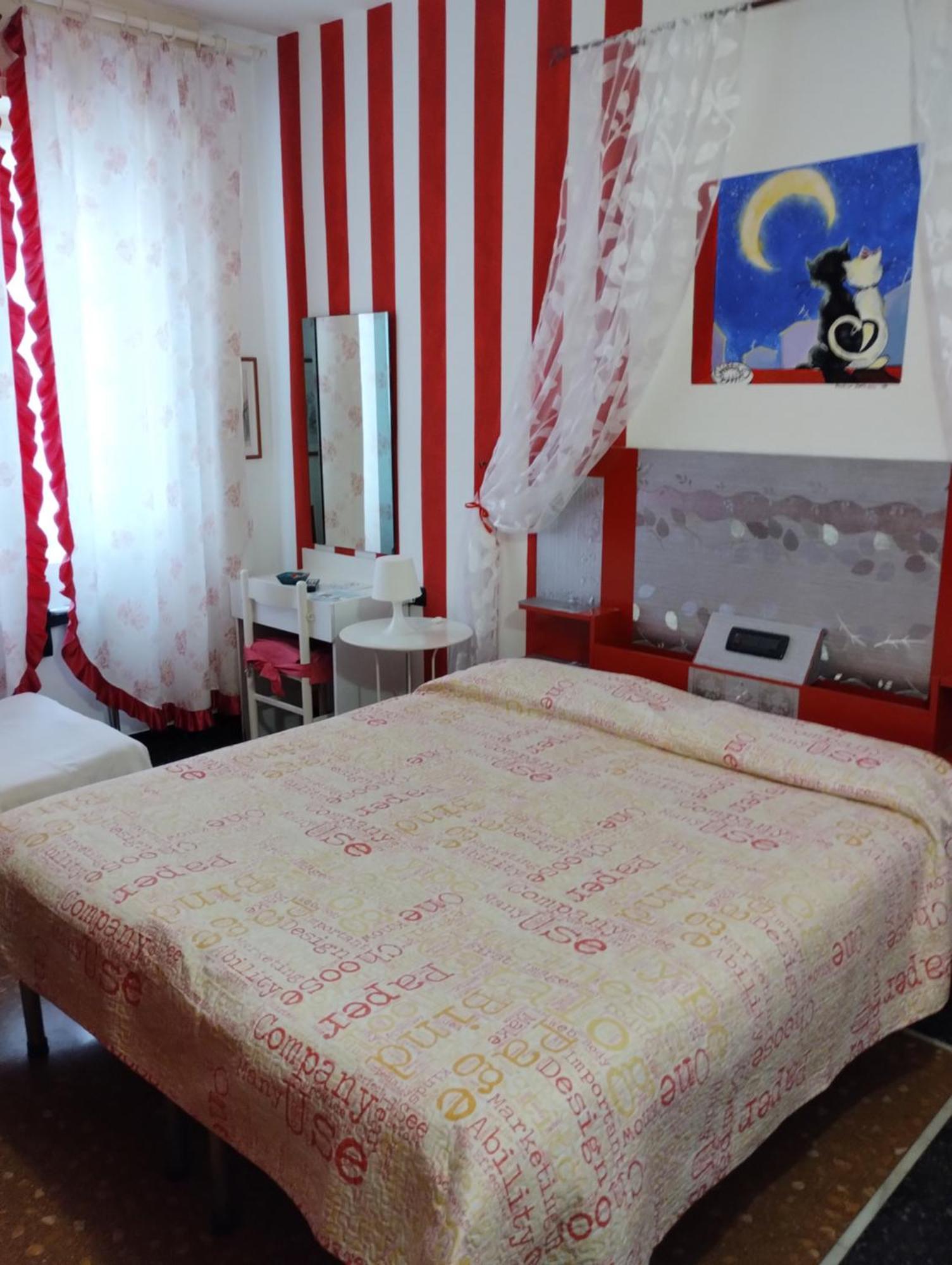 Hotel Della Piazzetta Varazze Eksteriør bilde