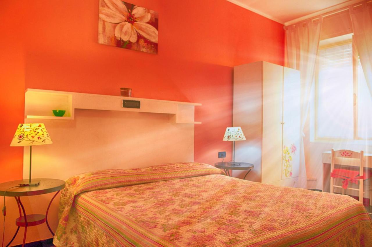 Hotel Della Piazzetta Varazze Eksteriør bilde